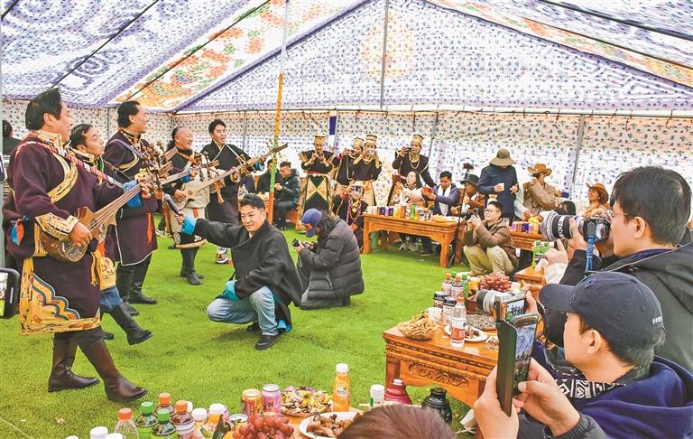热闹“嗨”全场 大院年味浓_热闹“嗨”全场 大院年味浓_