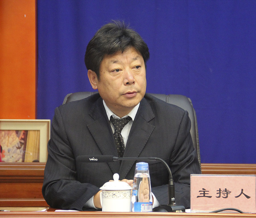 主持人：晋美旺措.jpg