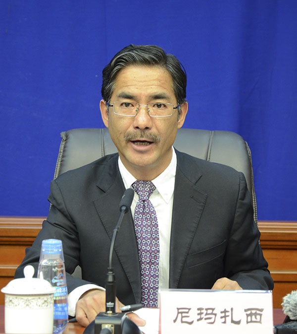 区农科院院长:尼玛扎西.jpg 区农科院院长:尼玛扎西.jpg